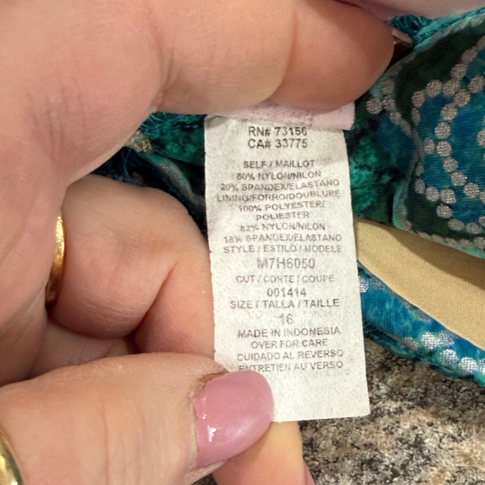 Rose Marie Reid Floral Patterned Swimsuit size 16 - Picture 11 of 11